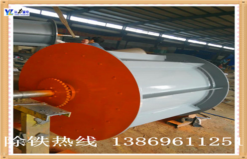 全磁　开云·体育-开云体育官方网站生产的全磁滚筒通常安装在输送带端头上，使用环境更适用于大批量的矿石，谷物，沙子，砂砾，塑料，木材，碎玻璃，废料等干性物料中的跟大含量的铁屑，铁片，铁块或者其他铁磁性物料自动分离。